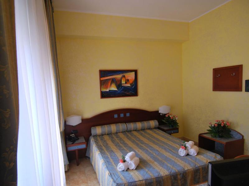Hotel San Giuseppe - Cityhotel Catanzaro Dış mekan fotoğraf